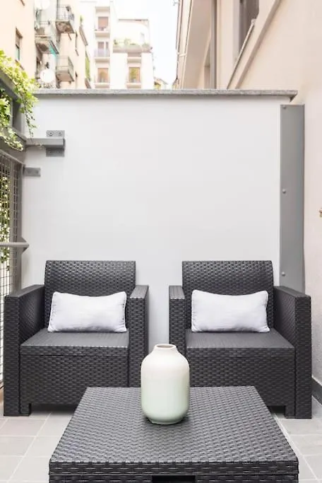 Emotichome 8 E 9 Flexyrent Studio Milan Apartment