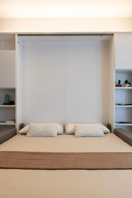 Emotichome 8 E 9 Flexyrent Studio Milan